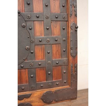 珍品極上総欅大黒金具蔵戸　W131 