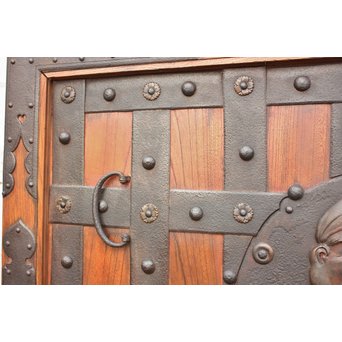 珍品極上総欅大黒金具蔵戸　W131 