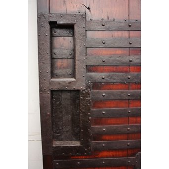 総欅ハート型と横桟金具蔵戸　W155 