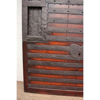 総欅ハート型と横桟金具蔵戸　W155 