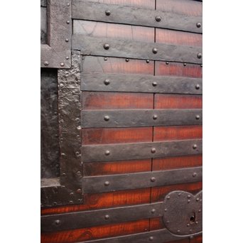 総欅ハート型と横桟金具蔵戸　W155 