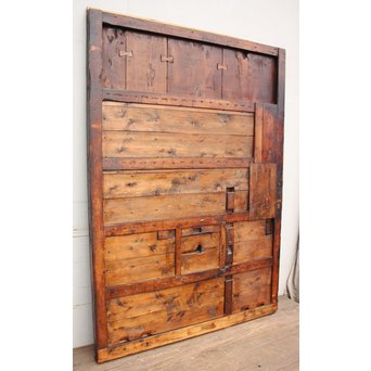 総欅ハート型と横桟金具蔵戸　W155 