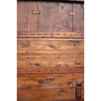 総欅ハート型と横桟金具蔵戸　W155 