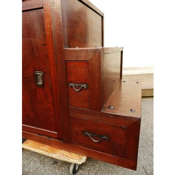 極上漆飴色欅階段箪笥　M38 