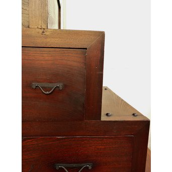 極上漆飴色欅階段箪笥　M38 