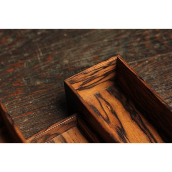 孔雀杢総黒柿煙草盆　J1267 