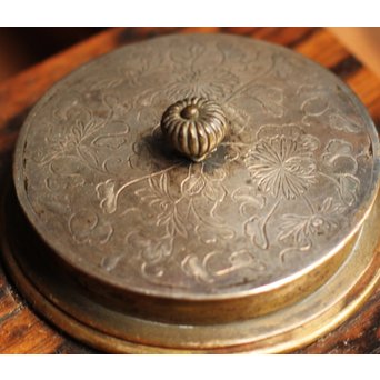 孔雀杢総黒柿煙草盆　J1267 