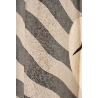 ちりめん巣ごもり鶴着物　S1236 