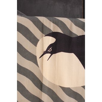 ちりめん巣ごもり鶴着物　S1236 