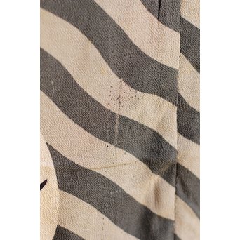 ちりめん巣ごもり鶴着物　S1236 