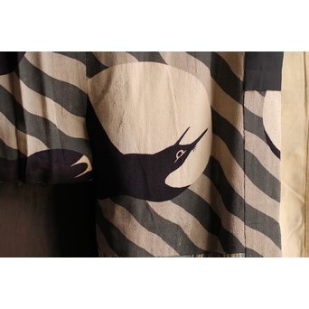 ちりめん巣ごもり鶴着物　S1236 