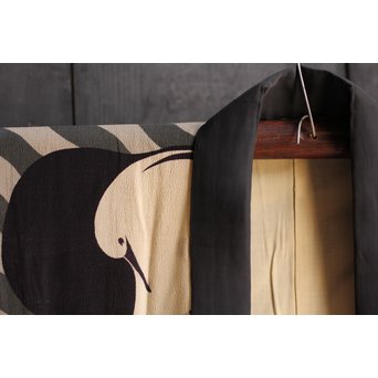 ちりめん巣ごもり鶴着物　S1236 