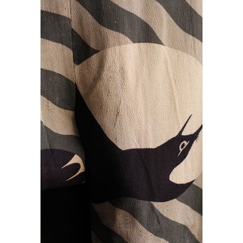 ちりめん巣ごもり鶴着物　S1236 