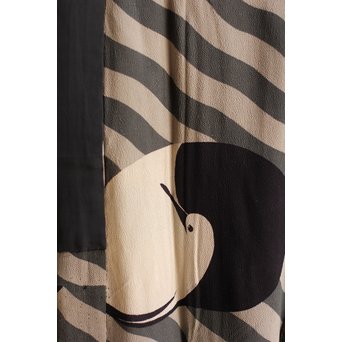 ちりめん巣ごもり鶴着物　S1236 