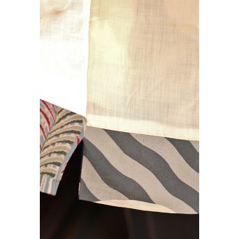 ちりめん巣ごもり鶴着物　S1236 