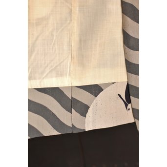 ちりめん巣ごもり鶴着物　S1236 