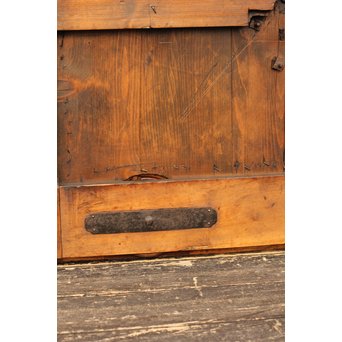 鉄づくし菊金具蔵戸　W316 