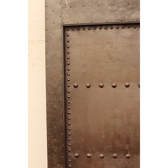 鉄づくし菊金具蔵戸　W316 