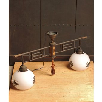 宙ブラリ菊金具の2灯照明　A1152 