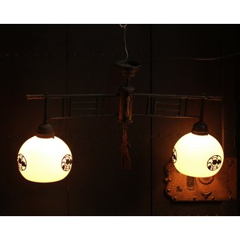 宙ブラリ菊金具の2灯照明　A1152