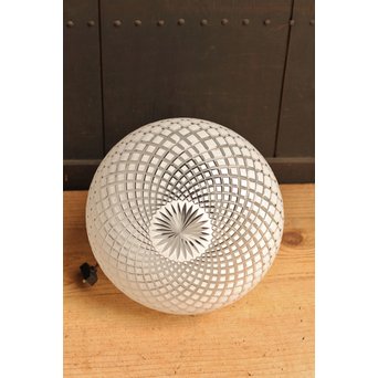 大型オーバル白被切子照明　A1153 