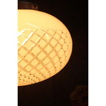 大型オーバル白被切子照明　A1153 