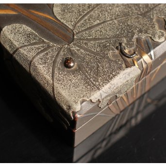 是真風蒔絵と多素材象嵌の硯箱　S1520 