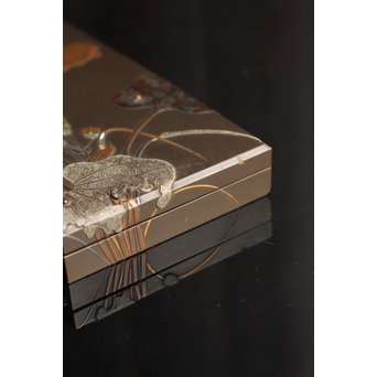 是真風蒔絵と多素材象嵌の硯箱　S1520 