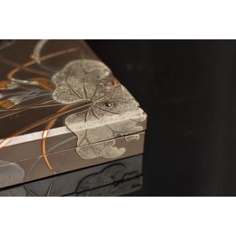 是真風蒔絵と多素材象嵌の硯箱　S1520 