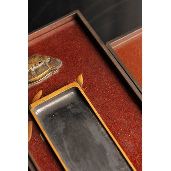 是真風蒔絵と多素材象嵌の硯箱　S1520 