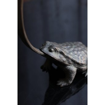 蛙の銅花器　S1533 