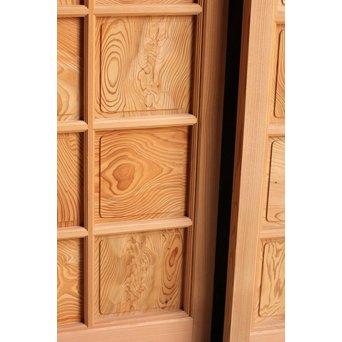 美品市松模様の杉板戸　　B637 