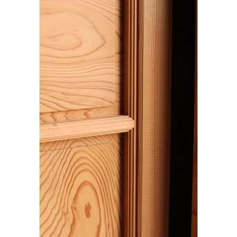 美品市松模様の杉板戸　　B637 