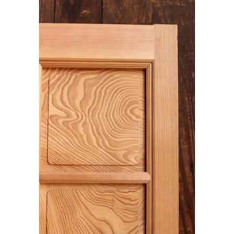 美品市松模様の杉板戸　　B637 