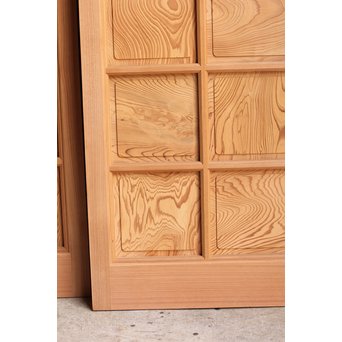 美品市松模様の杉板戸　　B637 