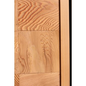 美品市松模様の杉板戸　　B637 