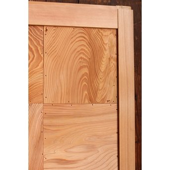 美品市松模様の杉板戸　　B637 