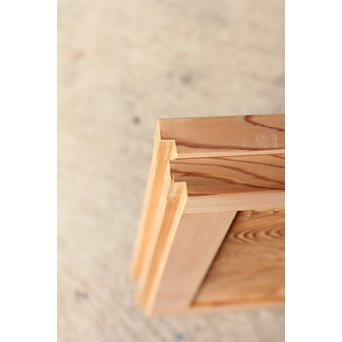 美品市松模様の杉板戸　　B637 