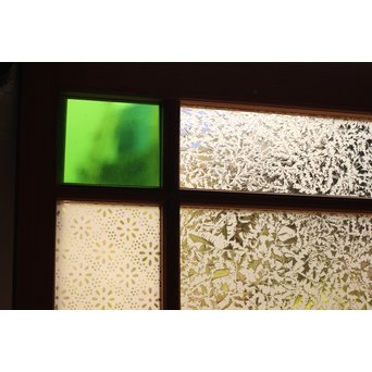 4隅色ガラス縞々建具　GD648 