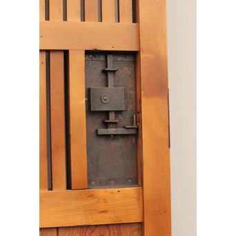 北陸朱塗鉄尽蔵戸　W328 