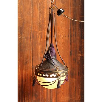 洋館の豪華半球照明2　A1197