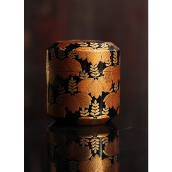 一兆銘桐蒔絵棗　K13