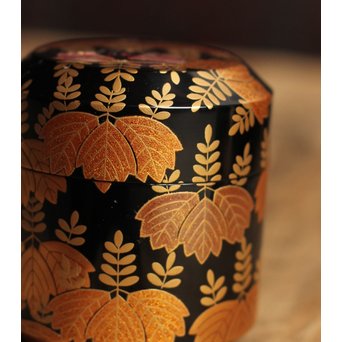 一兆銘桐蒔絵棗　K13 