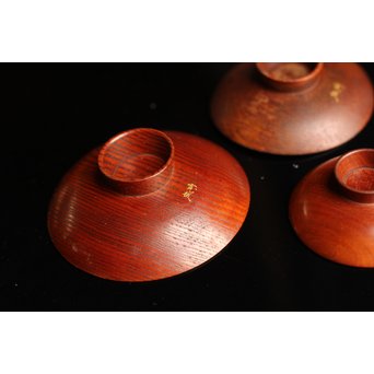 古満寛哉蒔絵三組盃　S1735 