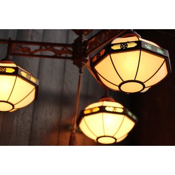 宣徳色と多彩色ガラスの3灯シャンデリア照明　A1268 