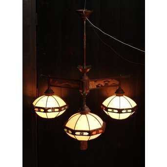 宣徳色と多彩色ガラスの3灯シャンデリア照明　A1268