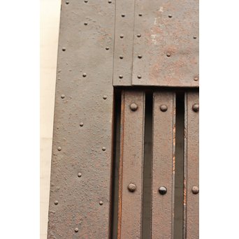 鉄づくし巾着金具格子蔵戸　W356 