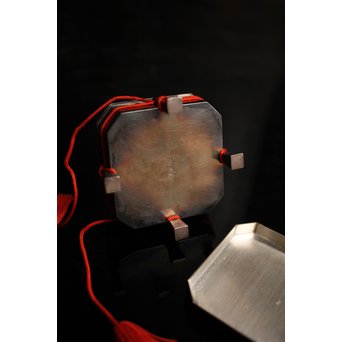 八角行器型 牡丹毛彫 純銀製ボンボニエール　S1868 