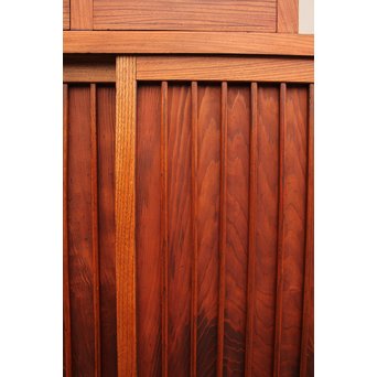 縦桟引戸の欅階段箪笥　M54 