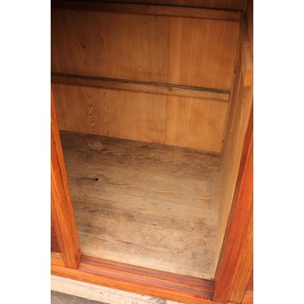 縦桟引戸の欅階段箪笥　M54 